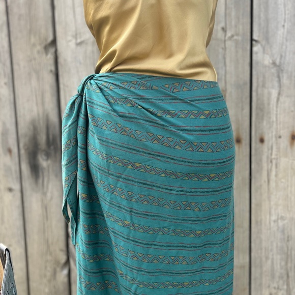 SOUTHWESTERN GREEN PATTERNED COTTON WRAP SKIRT SIZE SM-LG GREAT FOR BEACH - Picture 4 of 14